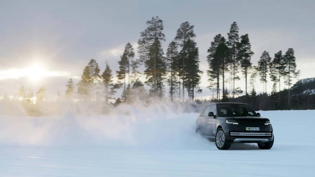 Elektrikli Range Rover -40 Derecede Kutuplarda Test Edildi 2